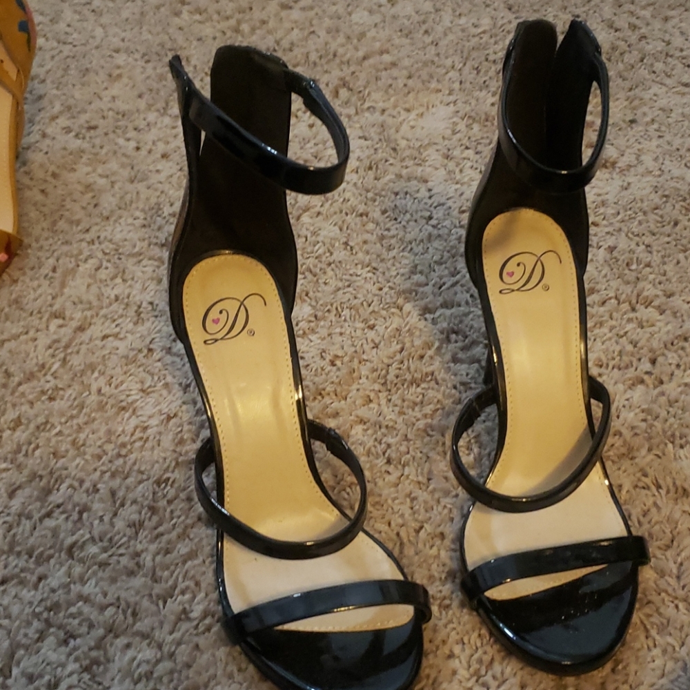 Womens Shoes
